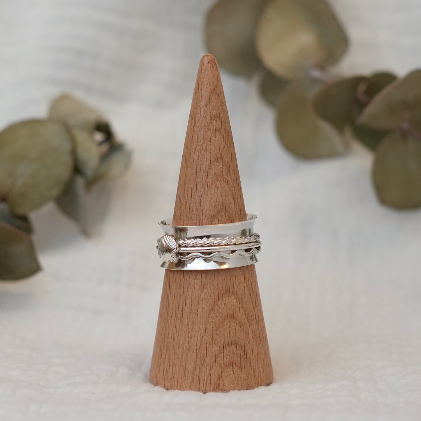 Shell Spinner Ring - 10.5