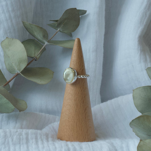Mother Of Pearl Ring - 4