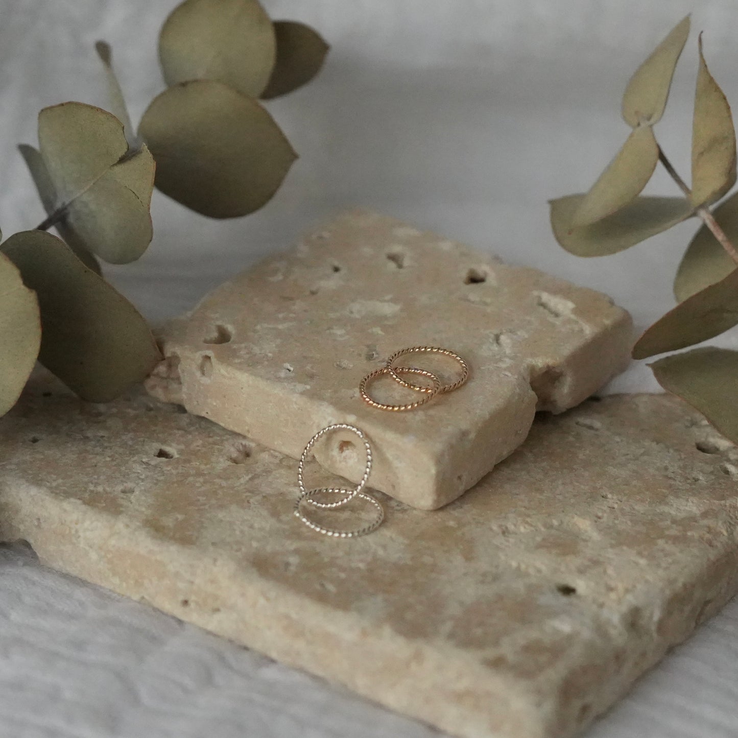 Twisted Sleeper Hoops