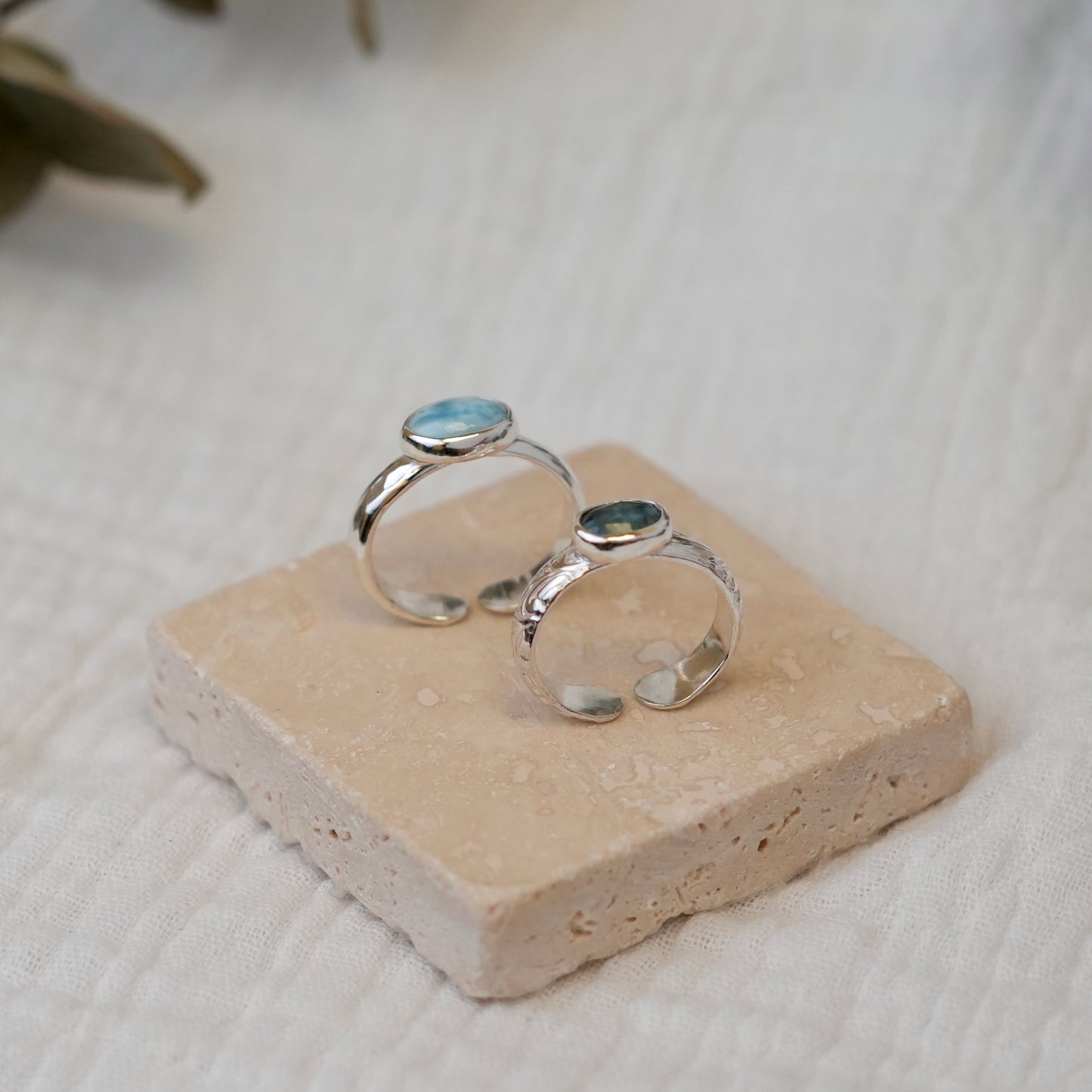 Gemstone Toe Rings