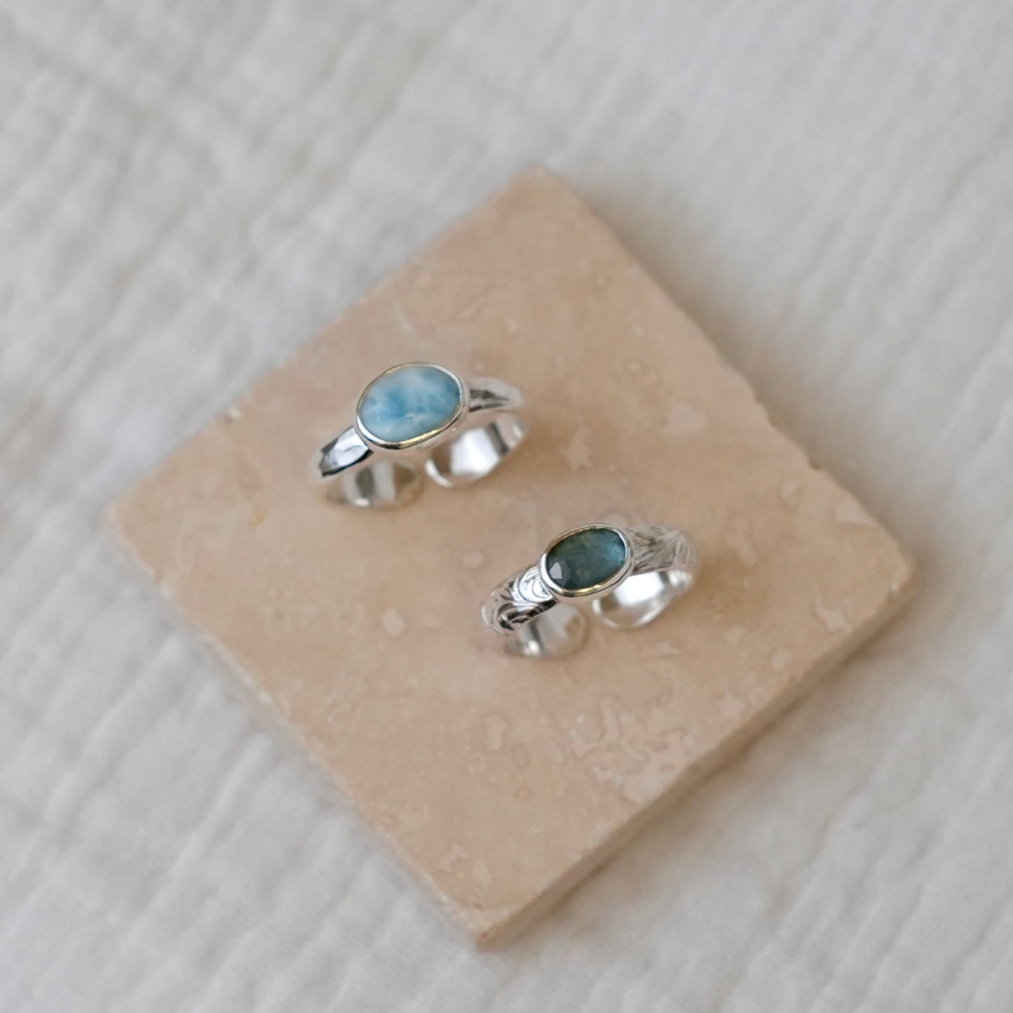 Gemstone Toe Rings