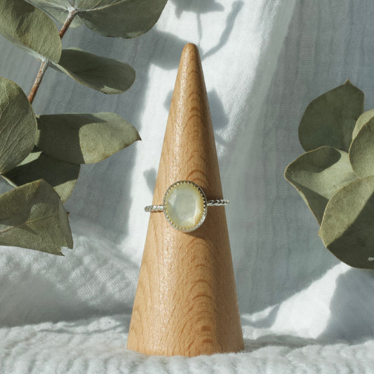 Mother Of Pearl Ring - 4