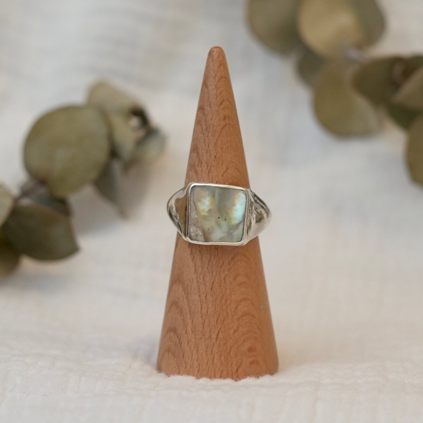 Mother Of Pearl Signet - 9.25