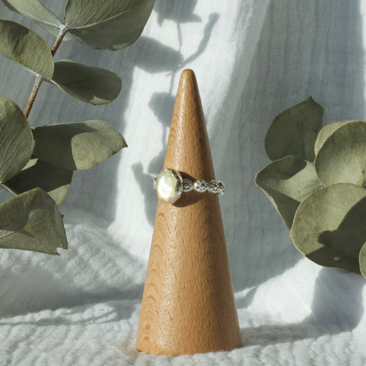 Mother Of Pearl Ring - 5.5