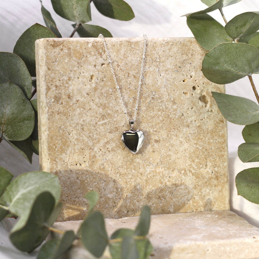 Medallón de corazón de plata esterlina