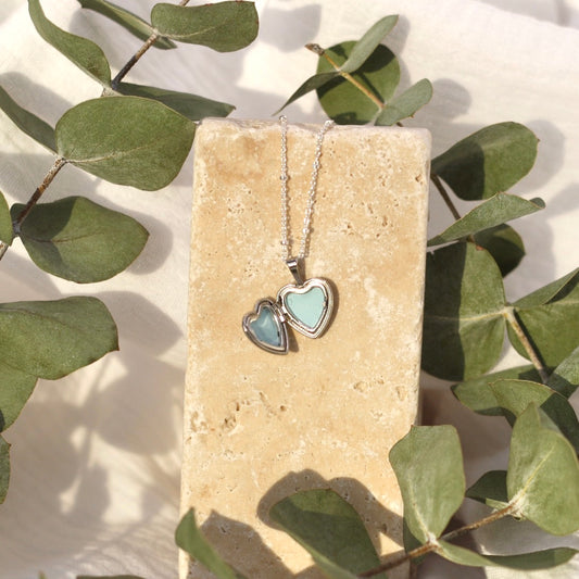 Medallón de corazón de plata esterlina