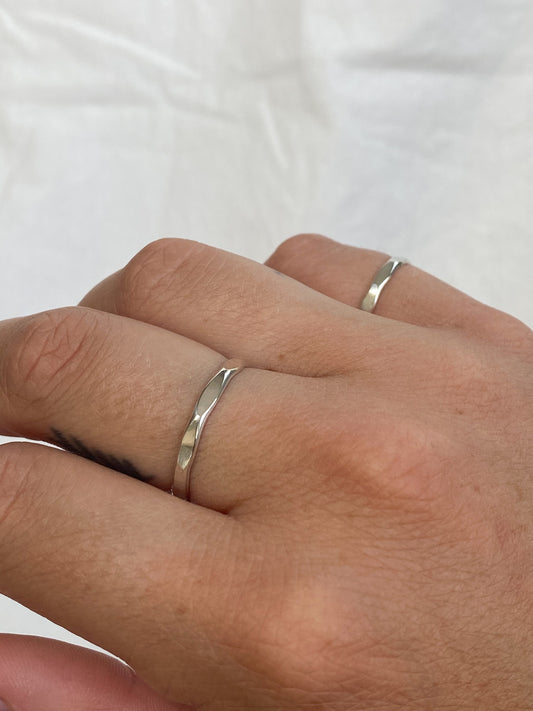 Angled Band